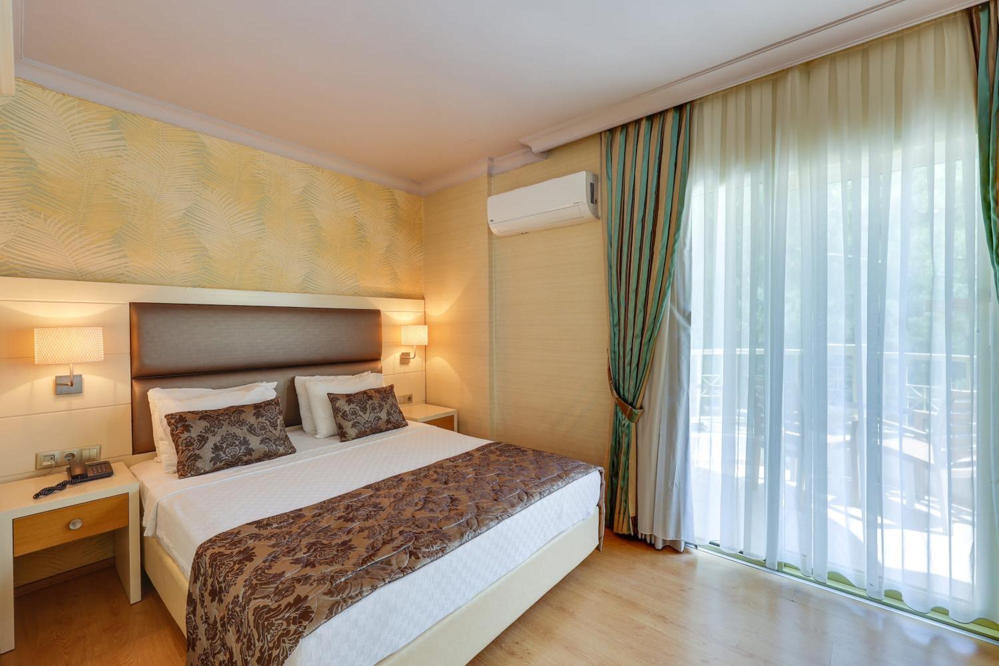 Grand Hotel Faros Marmaris Exterior photo